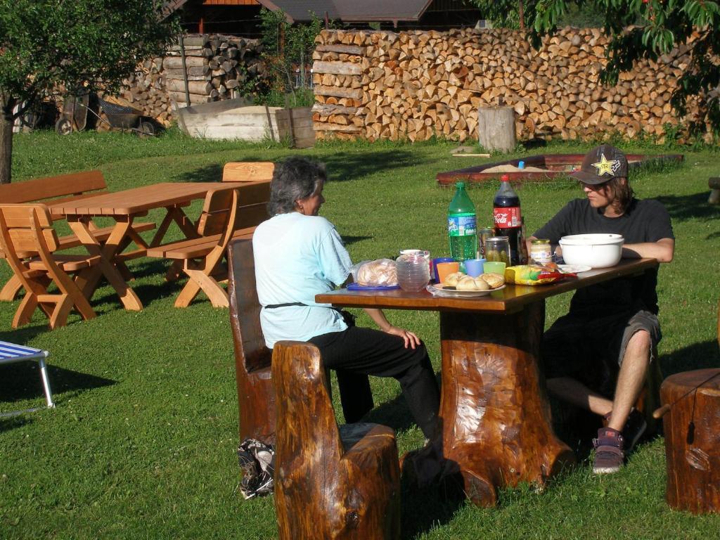 Skipension Jasna Pavčina Lehota Екстериор снимка