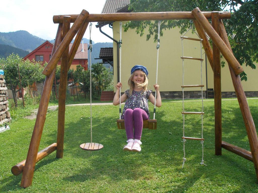Skipension Jasna Pavčina Lehota Екстериор снимка