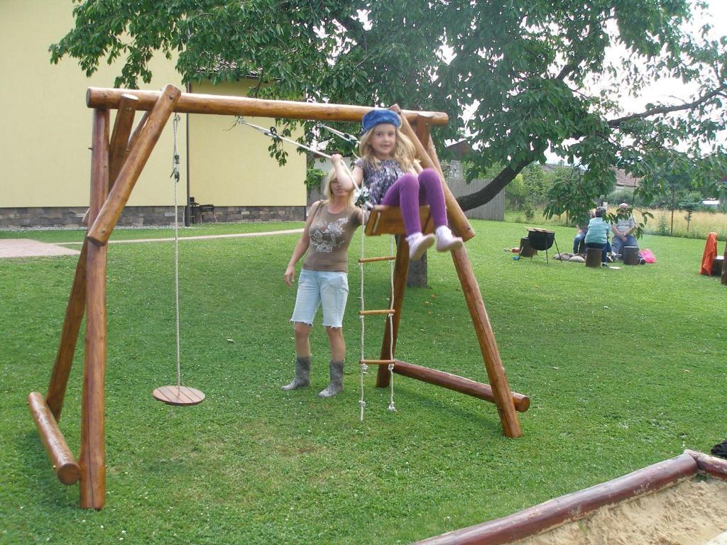 Skipension Jasna Pavčina Lehota Екстериор снимка
