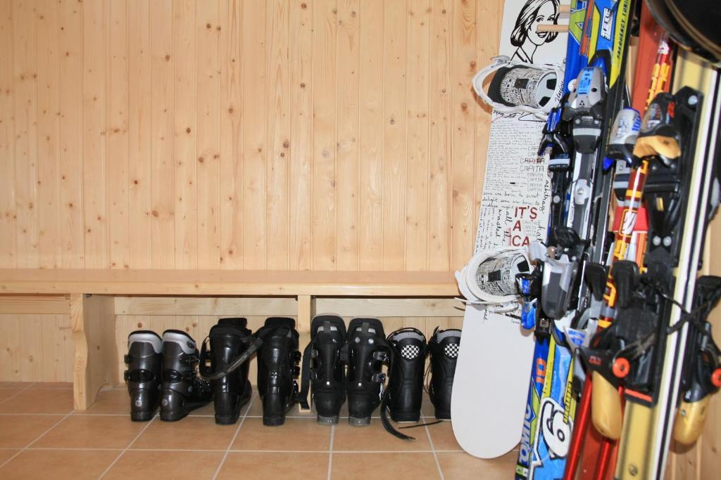 Skipension Jasna Pavčina Lehota Екстериор снимка